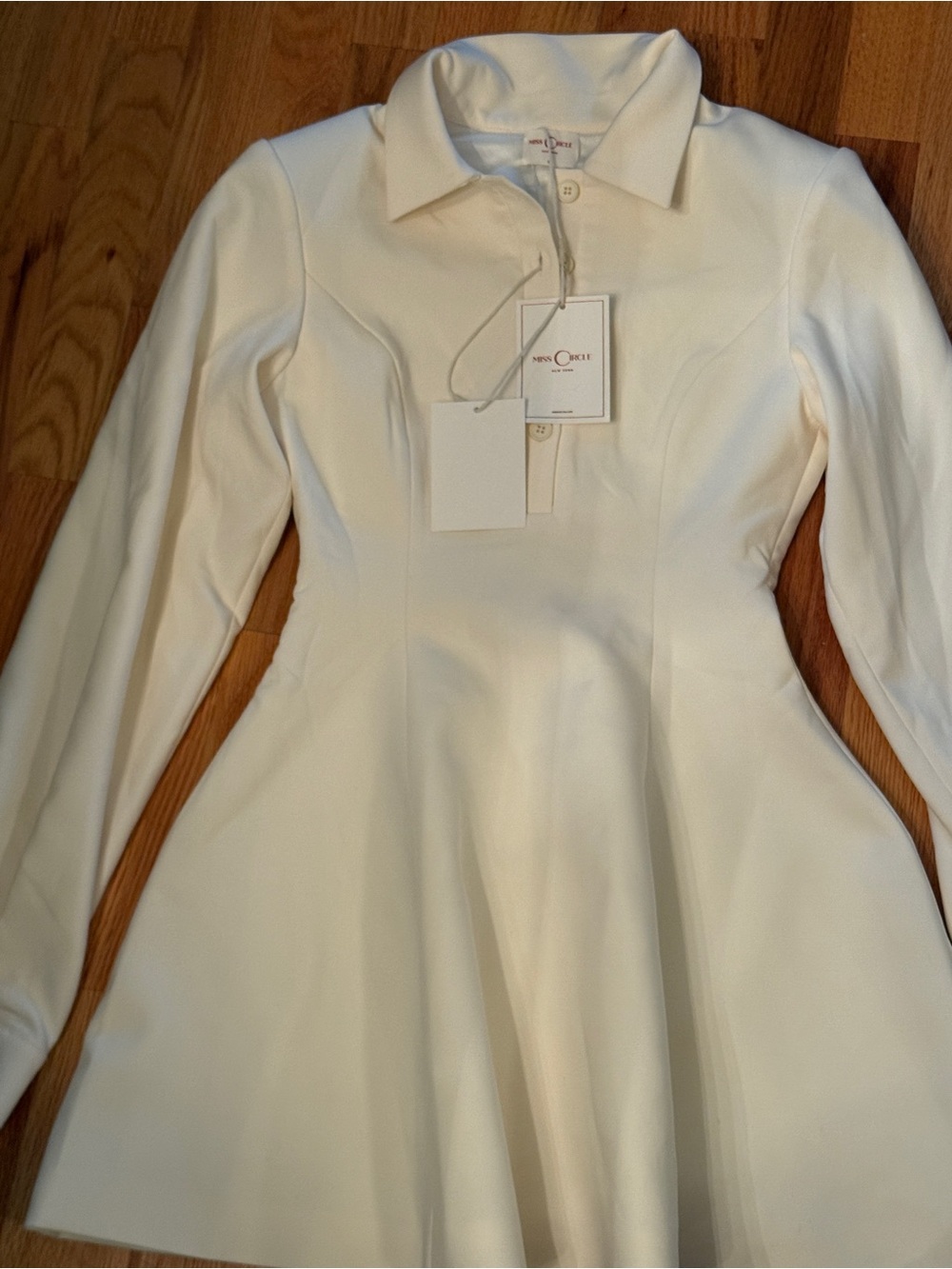 Miss Circle Women's Obelia Off White Long Sleeve Polo Mini Dress. NWT Size XS - Picture 8 of 13